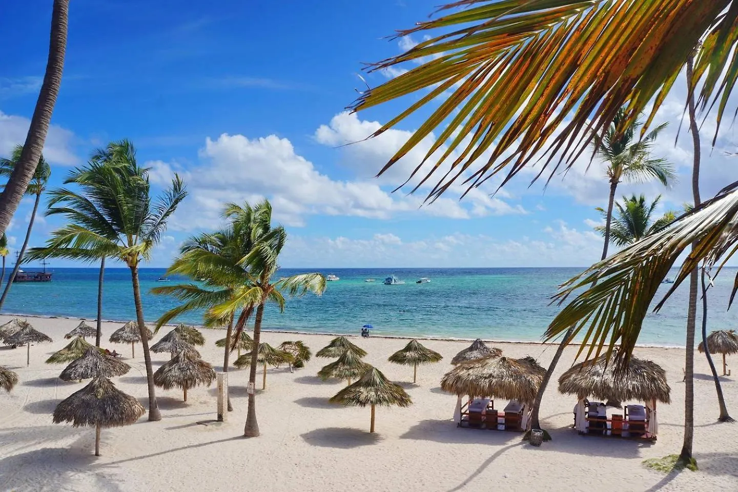Villas & Apartments With Pool And Ocean View Playa Los Corales Punta Cana Apartahotel