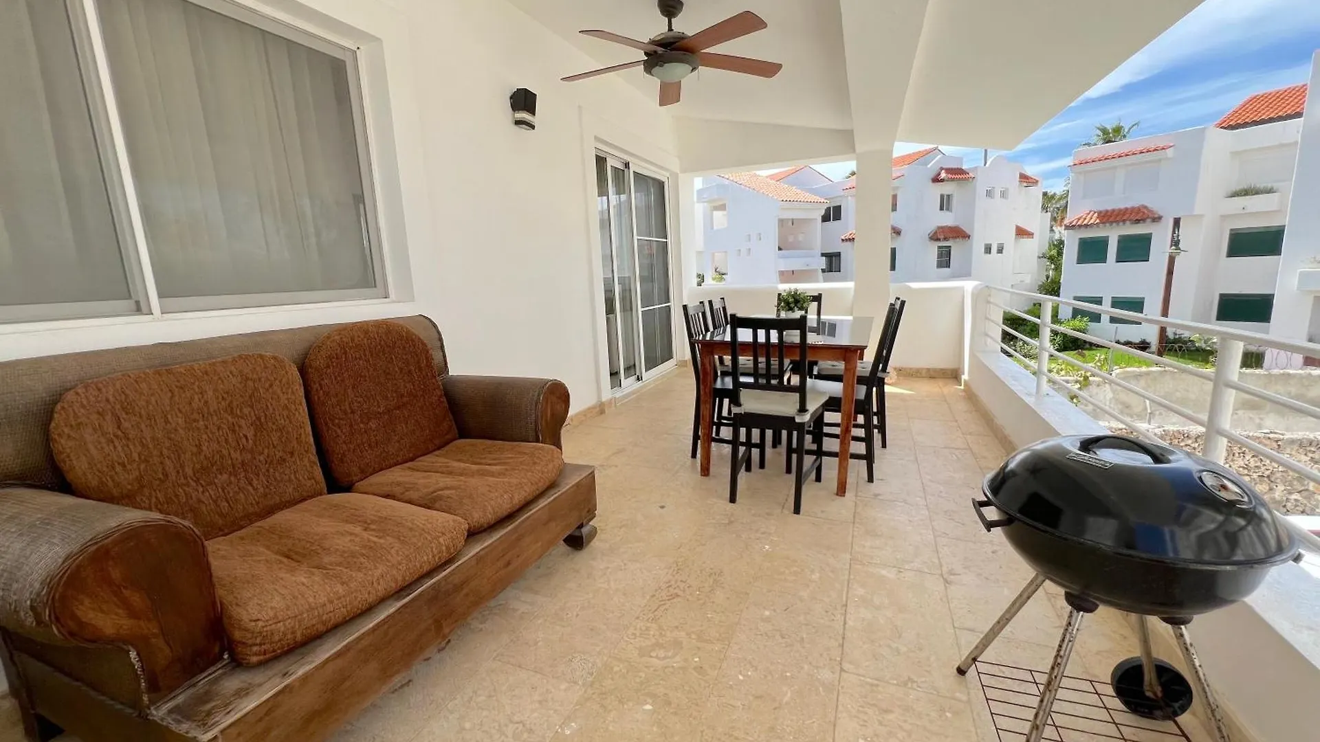 Villas & Apartments With Pool And Ocean View Playa Los Corales Punta Cana
